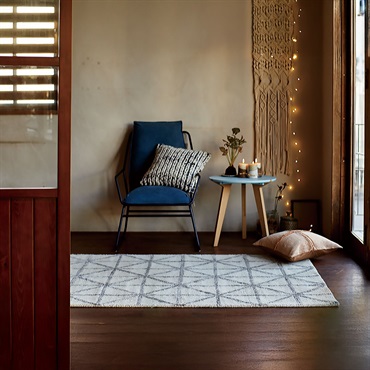 インドラグ ラジ  RAJ-1802