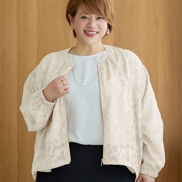 ホワイト 4L の画像