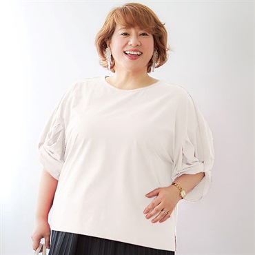 人気インフルエンサー：ぽっちゃりけいこコラボ　ポリ天竺リボン袖Ｔシャツ