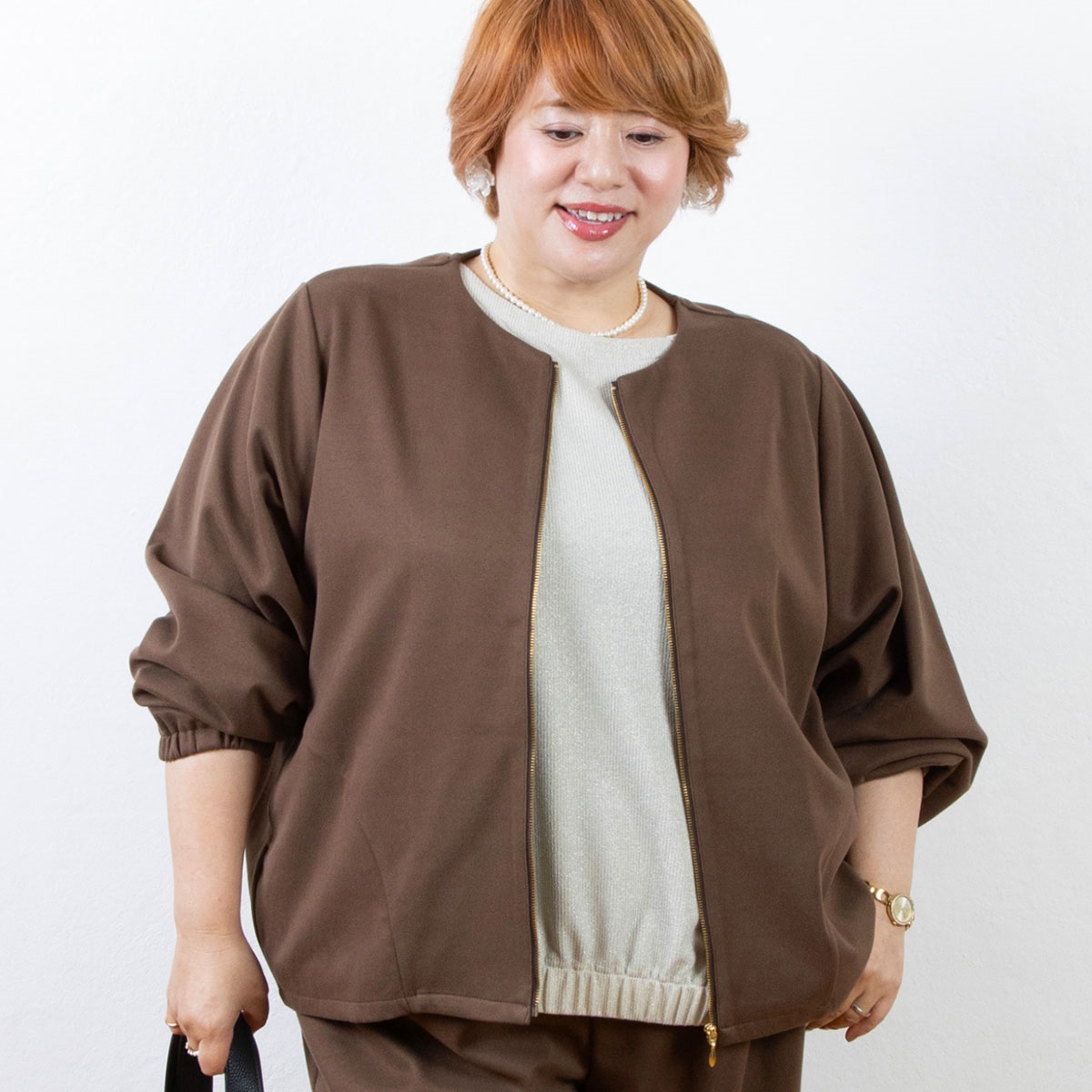 人気インフルエンサー【ぽっちゃりけいこ】コラボ　ノーカラー袖ボリュームＪＫ