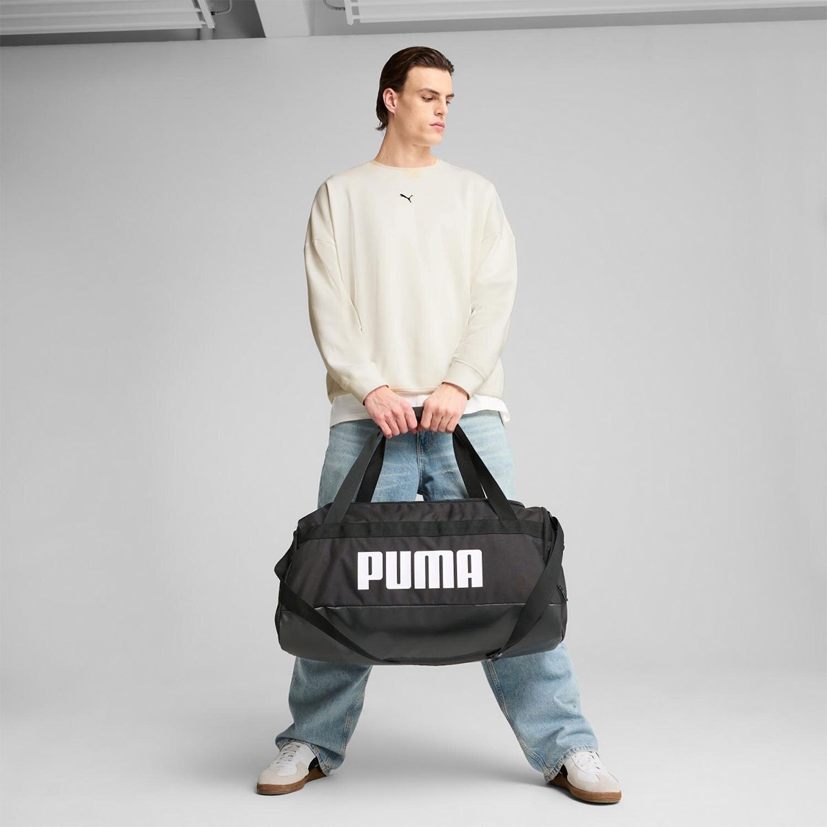 PUMA【プーマ】チャレンジャー　ミディアム　スポーツ　バッグ（５８Ｌ）