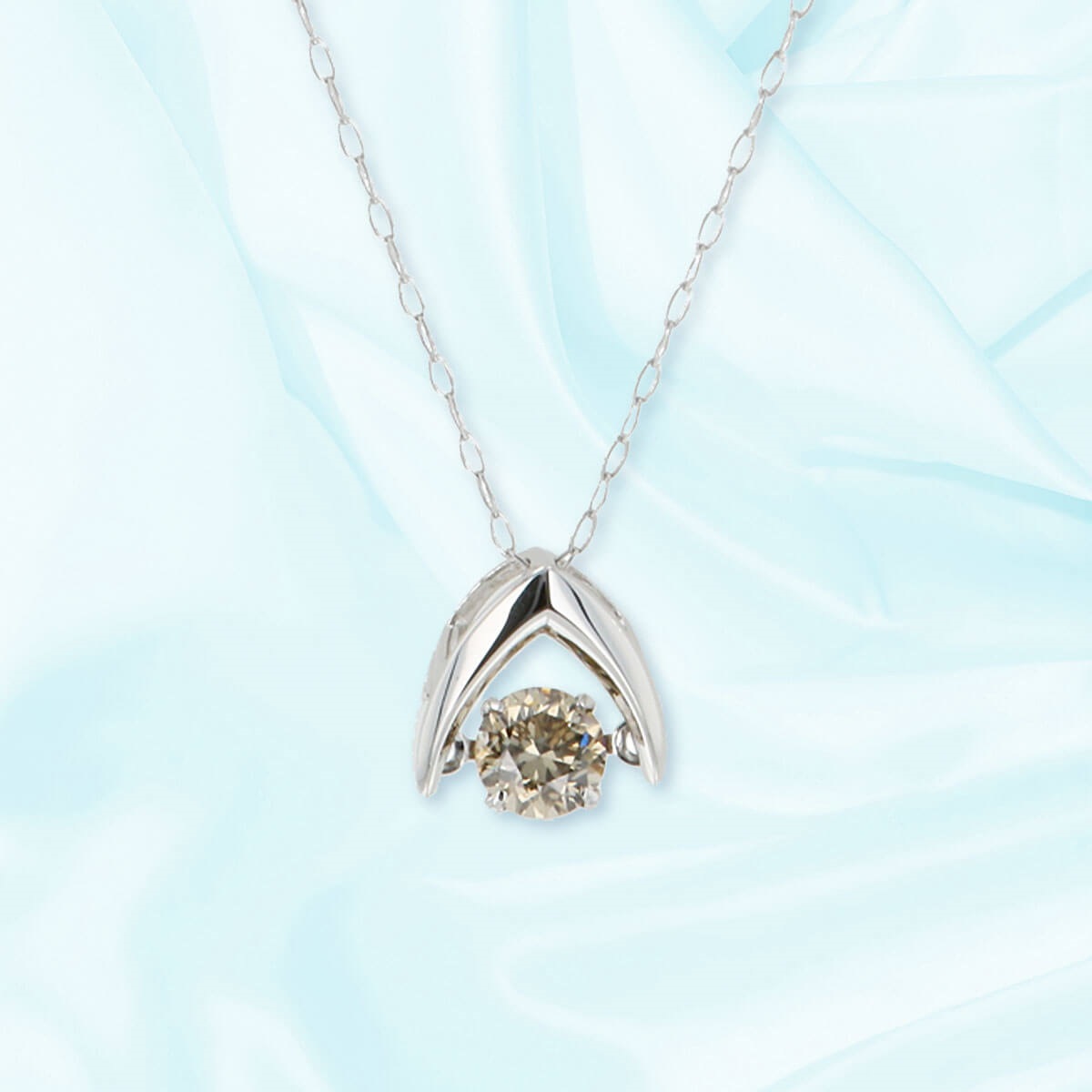 プラチナ　ダンシングダイヤネックレス　0.08ct