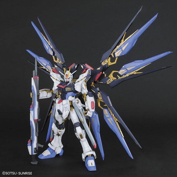 PG 1/60 ストライクフリーダムガンダム
