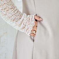 便利なポケット付き