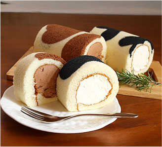 ミルク＆チョコの牛柄ロールケーキ 16cm×2本セット